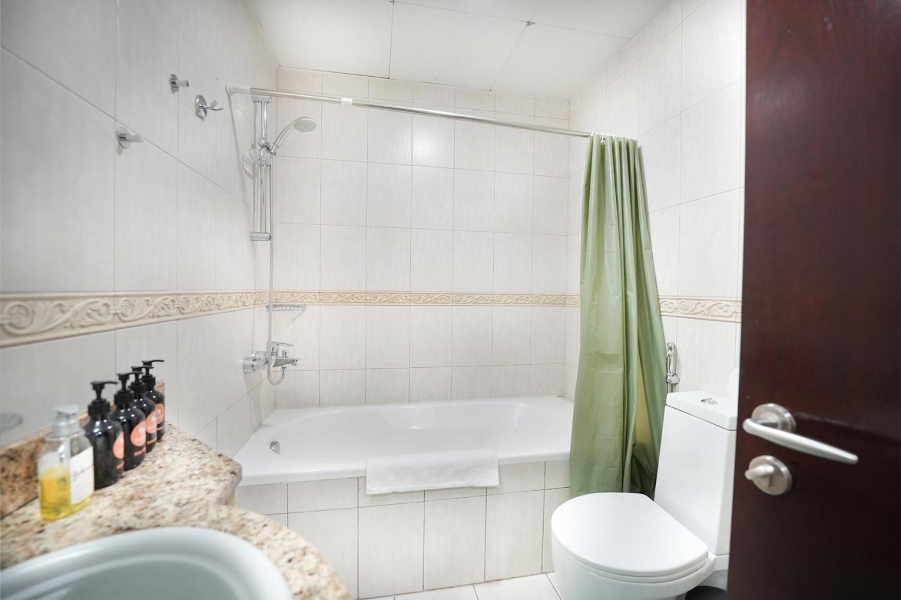 Apartment Easygo - Comfy 2br High Floor And Close To *