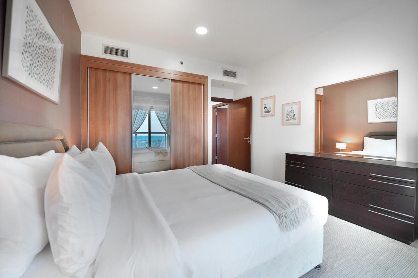 Easygo - Comfy 2br High Floor And Close To