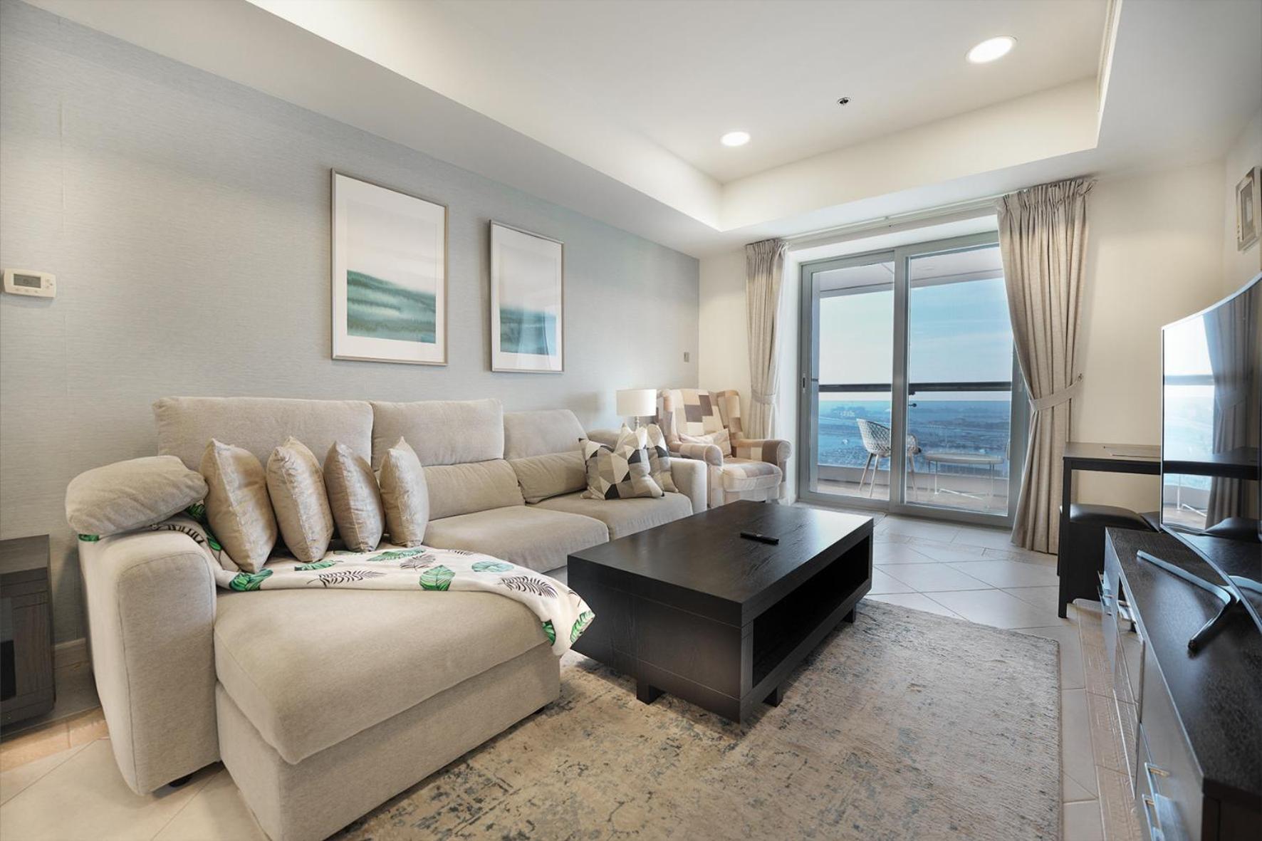 Apartment Easygo - Comfy 2br High Floor And Close To Dubai